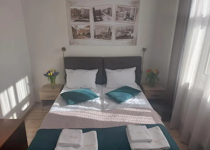 Julia Homestay szállás *